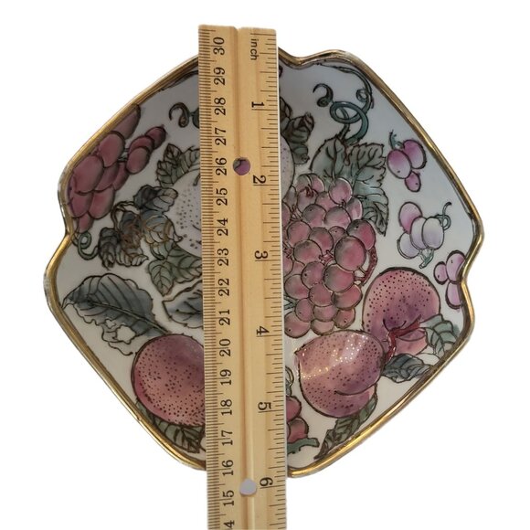 Toyo Porcelain Hand Painted Cloisonne Decorative Bowl Grandma Core - Picture 8 of 9